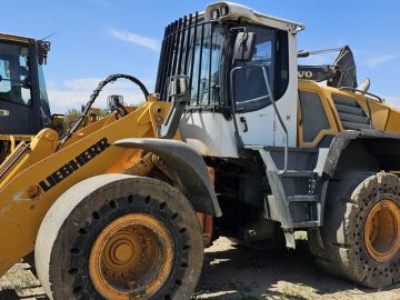 Încărcător frontal Liebherr L556 an 2013