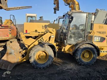 Încărcător frontal Caterpillar CAT 906 H