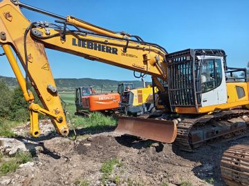 Excavator Liebherr R916 forestier