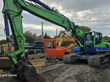 Excavator pe senile Liebherr R 926, brat 16 m