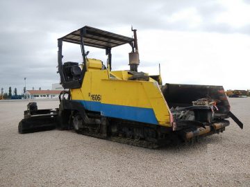 Finisor de asfalt ABG Titan