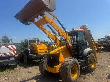 Buldoexcavator JCB 3CX Super